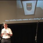 Marko Silađi recitira učeničke radove